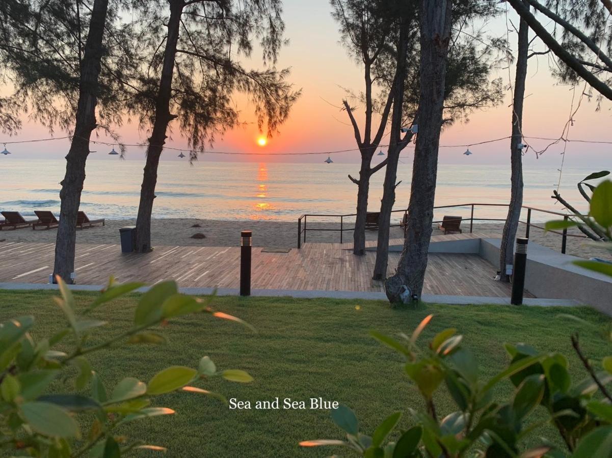 Sea And Sea Villa Sangaroon Ban Huai Yang Exterior photo