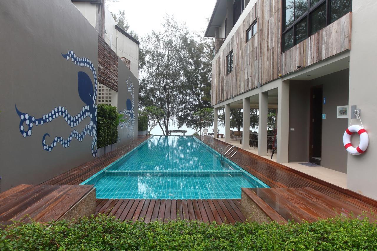 Sea And Sea Villa Sangaroon Ban Huai Yang Exterior photo