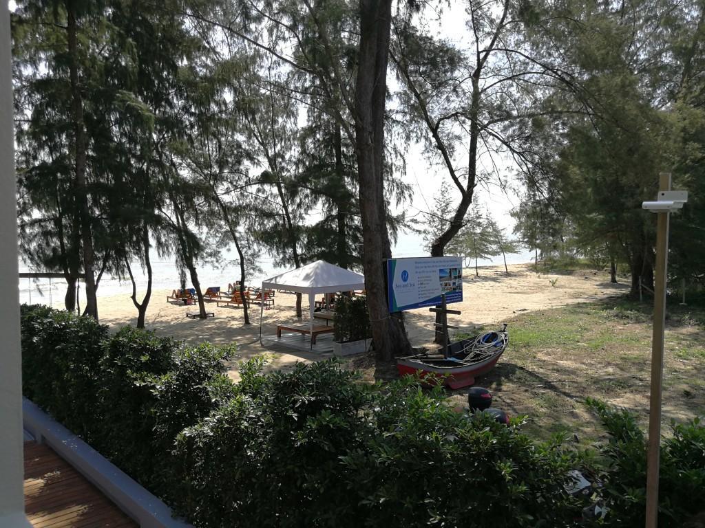 Sea And Sea Villa Sangaroon Ban Huai Yang Exterior photo