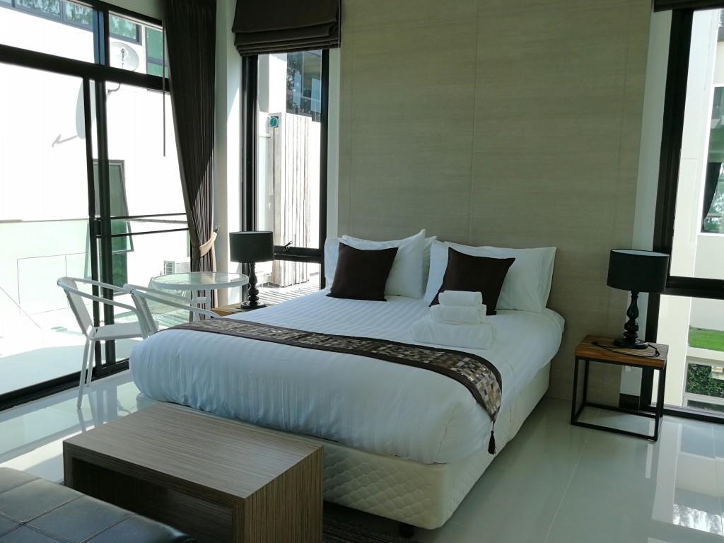 Sea And Sea Villa Sangaroon Ban Huai Yang Exterior photo